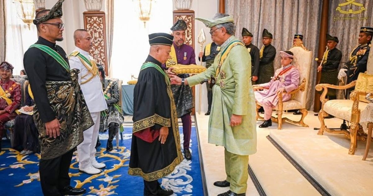 SEBAHAGIAN SUASANA MAJLIS SAMBUTAN ULANG TAHUN HARI KEPUTERAAN KE-67 KEBAWAH DULI PADUKA BAGINDA SULTAN PAHANG