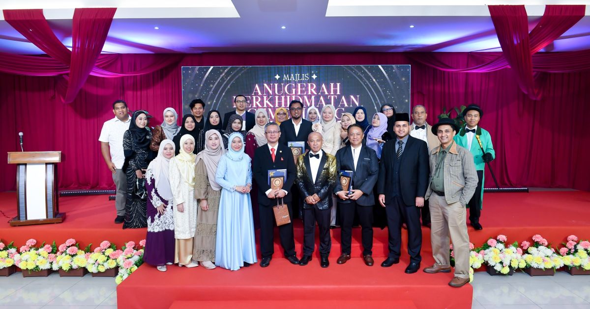 GEMERLAP PRESTASI DI MAJLIS APC 2025 - JKSP RAIKAN YANG TERBAIK