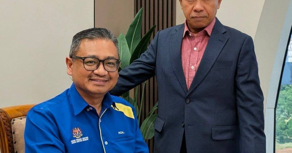 KUNJUNGAN HORMAT PENGARAH JABATAN BANTUAN GUAMAN PAHANG KE ATAS KETUA HAKIM SYARIE  PAHANG